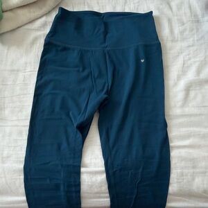 High-Waist Teal Active Leggings with Subtle Heart Detail